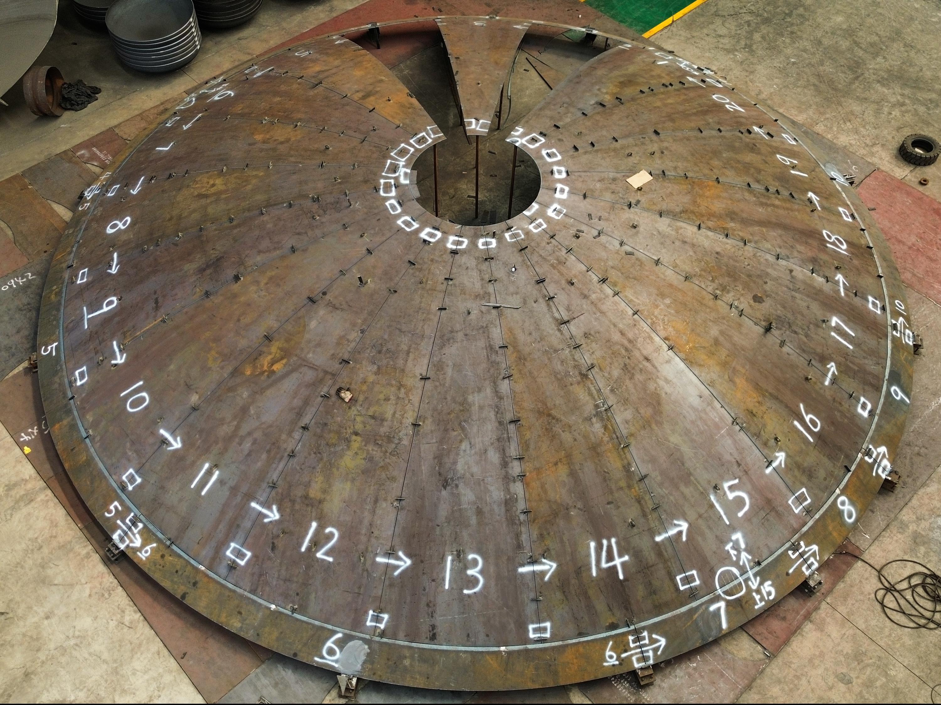 Paired 14-meter crown