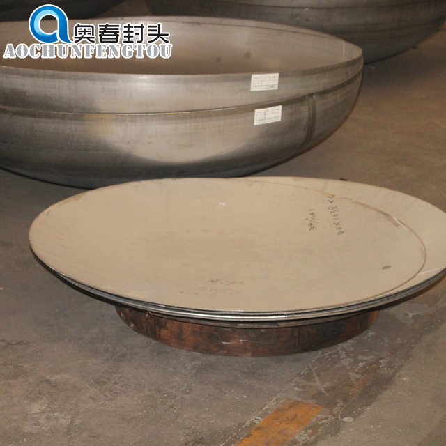 Spherical crown head